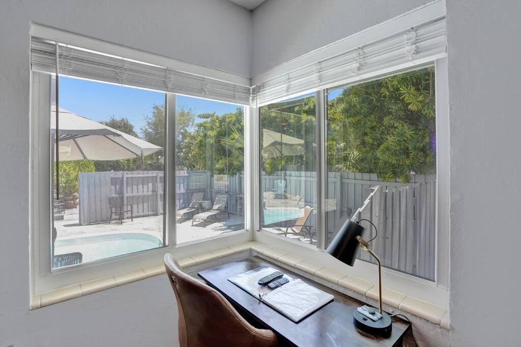 By Las Olas Bl, Pool, Parking, Remodeled & Central Fort Lauderdale Exterior photo