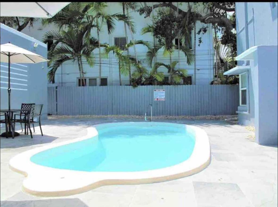 By Las Olas Bl, Pool, Parking, Remodeled & Central Fort Lauderdale Exterior photo